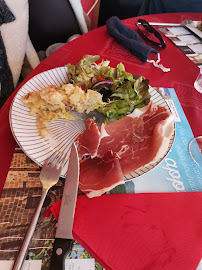 Prosciutto crudo du Restaurant français L'Arbalète à Murol - n°3