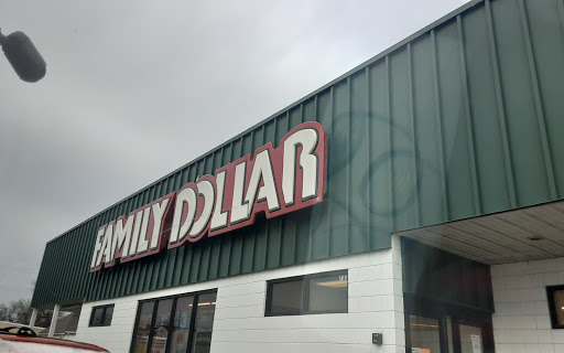 Dollar Store «FAMILY DOLLAR», reviews and photos, 722 S Harrison St, Shelbyville, IN 46176, USA
