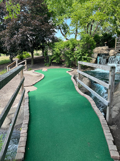 Miniature Golf Course «Highland Park Golf Learning Center», reviews and photos, 2205 Skokie Valley Rd, Highland Park, IL 60035, USA