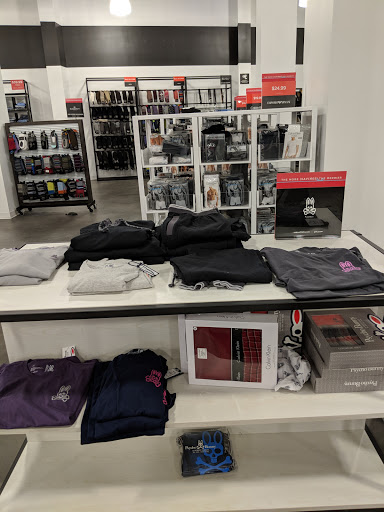 Department Store «Saks OFF 5TH», reviews and photos, 1675 Rockville Pike, Rockville, MD 20852, USA