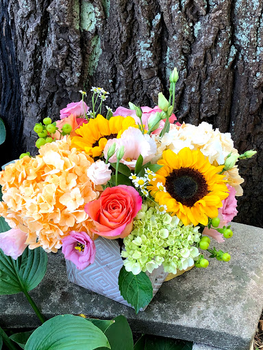 Florist «East Hampton Florist», reviews and photos, 69 N Main St, East Hampton, NY 11937, USA
