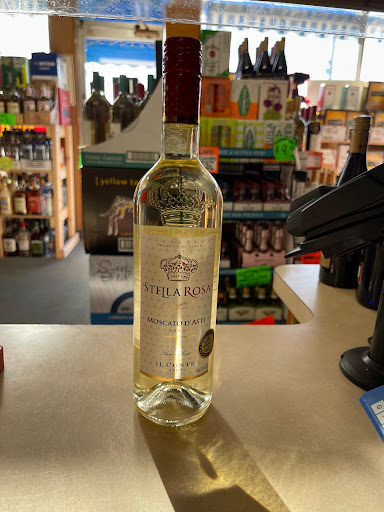 Liquor Store «K C Liquors», reviews and photos, 425 North St, Middletown, NY 10940, USA