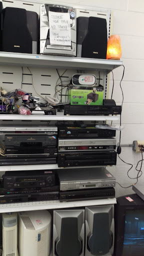 Thrift Store «Salvation Army Thrift Store», reviews and photos, 205 Tuscarora Rd, Chittenango, NY 13037, USA