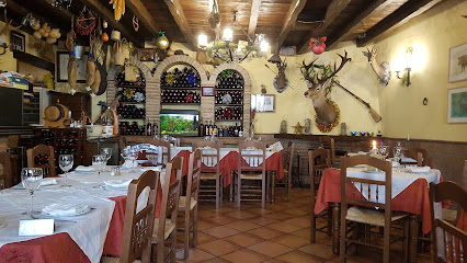Restaurant Simancon - Plaza Asomadero, 54, 11610 Grazalema, Cádiz, Spain