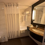 Photo n°4 de l'avis de Izzi.0 fait le 16/04/2024 à 10:07 sur le  Hilton Munich Park à Munich