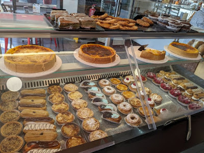 Boulangerie Pâtisserie Viennoiserie Snacking "des Pins" à Royan