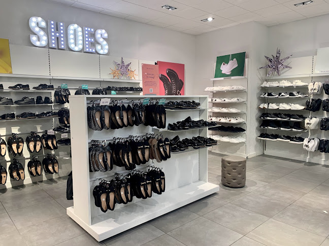 Reviews of New Look in Nottingham - Clothing store