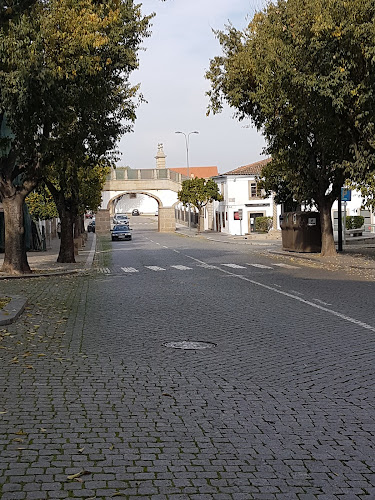 Avaliações doParque de Estacionamento Largo de São João em Castelo Branco - Estacionamento