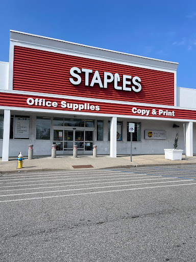 Office Supply Store «Staples», reviews and photos, 2981-2991 Hempstead Turnpike, Levittown, NY 11756, USA