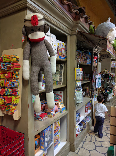 Toy Store «Professor Toy», reviews and photos, 7897 N Blackstone Ave, Fresno, CA 93720, USA