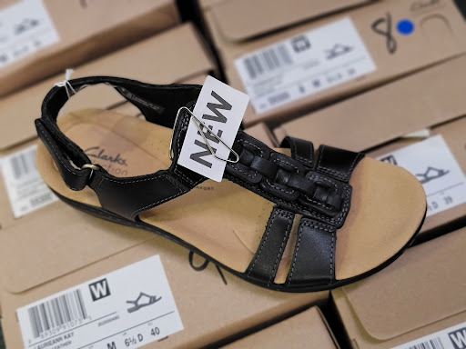 Shoe Store «Heel & Sole Shoes», reviews and photos, 708 Mangrove Ave, Chico, CA 95926, USA