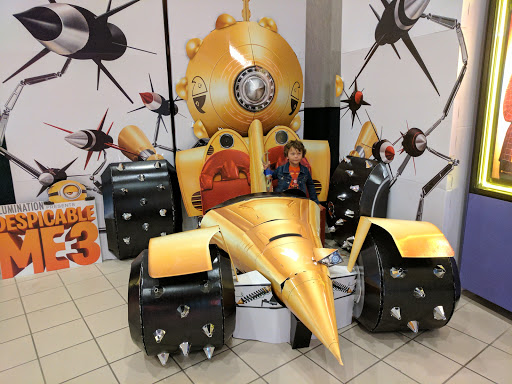 Movie Theater «Regal Cinemas Park Place 16 & RPX», reviews and photos, 7200 US-19, Pinellas Park, FL 33781, USA