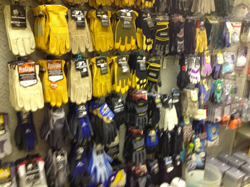 Home Improvement Store «Wiseman Hardware», reviews and photos, 233 N Hampton Rd, DeSoto, TX 75115, USA