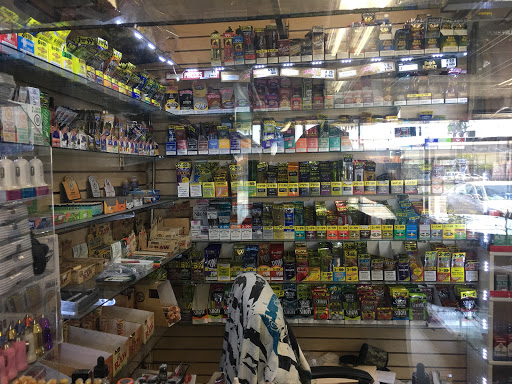 Vaporizer Store «Vape Master & Smoke Shop», reviews and photos, 1708 Long Beach Blvd, Long Beach, CA 90813, USA