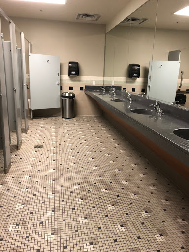 Gym «LA Fitness», reviews and photos, 340 S 25th St, Easton, PA 18042, USA