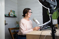 Evelyn D - Nutritionist / Life Coach - Photo 2 - Car repair in , Hartford