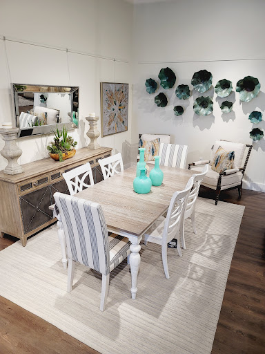 Shopping Mall «La Jolla Village Square», reviews and photos, 8657 Villa La Jolla Dr, La Jolla, CA 92037, USA