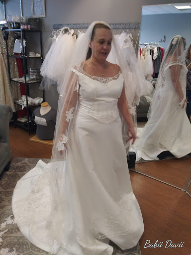 Bridal Shop «Inspired Bride», reviews and photos, 815 Tara Plaza, Papillion, NE 68046, USA