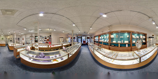 Jewelry Store «Schroth & Lorenson Jewelers», reviews and photos, 446 Springfield Ave, Summit, NJ 07901, USA