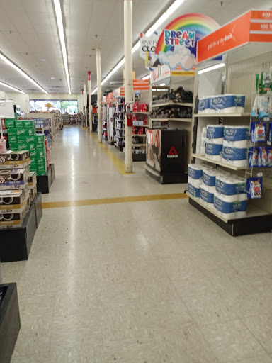 Discount Store «Big Lots», reviews and photos, 1520 3rd St SW, Winter Haven, FL 33880, USA