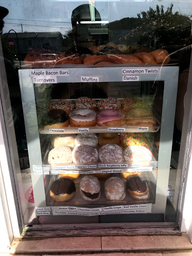 Donut Shop «Flip Flops Donut Shop», reviews and photos, 129 Bogue Inlet Dr, Emerald Isle, NC 28594, USA