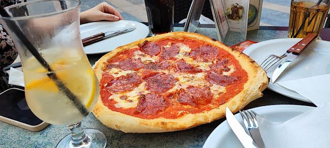 Green Magic Cafe & Snack