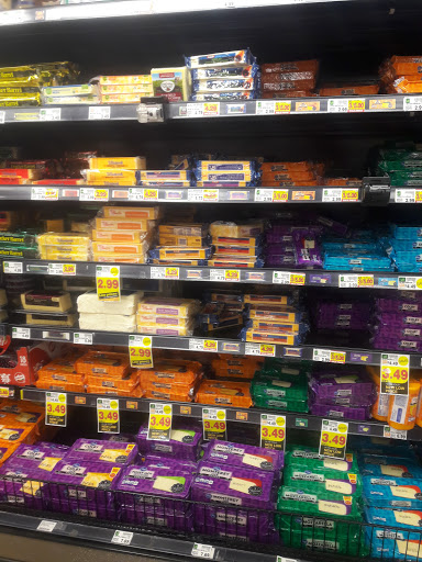 Grocery Store «Kroger», reviews and photos, 30935 Five Mile Road, Livonia, MI 48154, USA