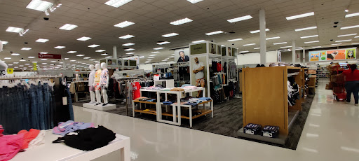Department Store «Target», reviews and photos, 850 W North Ave, Melrose Park, IL 60160, USA