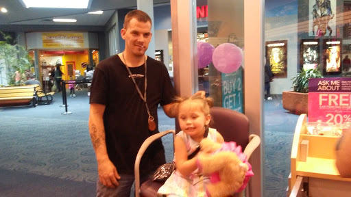 Shopping Mall «Mounds Mall», reviews and photos, 2109 S Scatterfield Rd, Anderson, IN 46016, USA