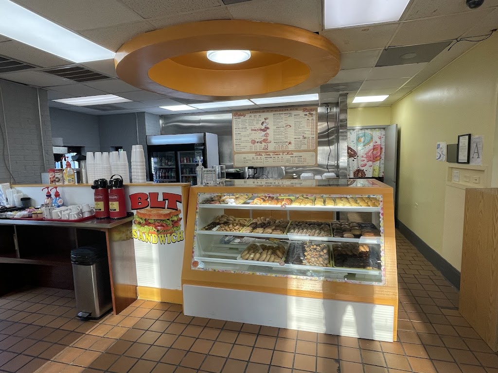 Golden Donuts Café 39218