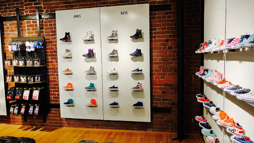 Converse, 348 Newbury St, Boston, MA 02115, USA, 