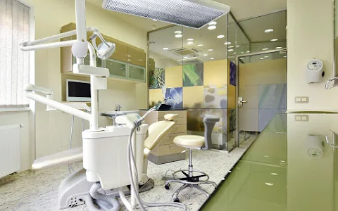 Implantcenter Fogászati és Szájsebészeti Klinika (Budapest) image