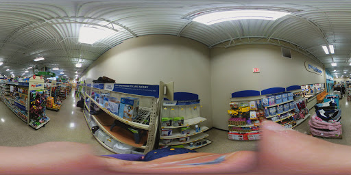Pet Supply Store «PetSmart», reviews and photos, 1203 N Landing Way, Renton, WA 98057, USA