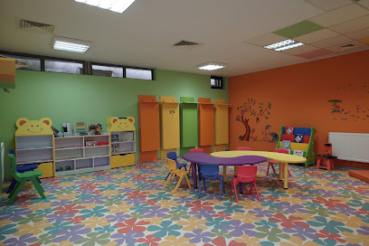 Частна детска градина (ясла), детски център Малката Русалка