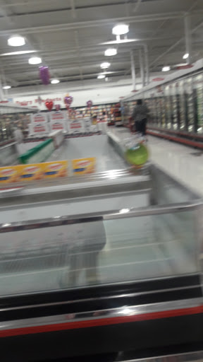 Supermarket «Superfood Marketplace - Allentown, PA», reviews and photos, 704 W Emmaus Ave, Allentown, PA 18103, USA