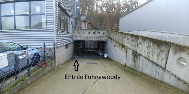 Beoordelingen van Funnywoody in Waver - Museum
