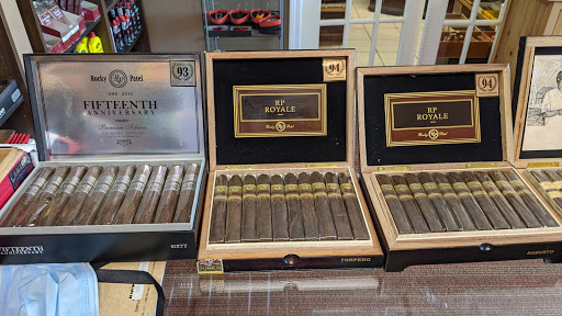 Tobacco Shop «Fine Cigar & Tobacco House LLC», reviews and photos, 192 W Main St, Avon, CT 06001, USA