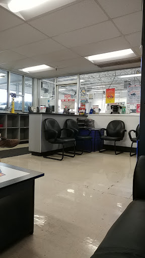 Tire Shop «Les Schwab Tire Center», reviews and photos, 5998 Lindhurst Ave, Marysville, CA 95901, USA