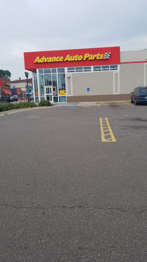 Auto Parts Store «Advance Auto Parts», reviews and photos, 1111 Rice St, St Paul, MN 55117, USA