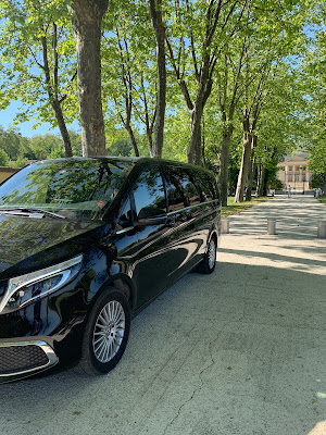 Private transfer Bordeaux, Biarritz. Airport transfer Bordeaux, Biarritz. VTC service Bordeaux, Biarritz. France Transfer à Bordeaux