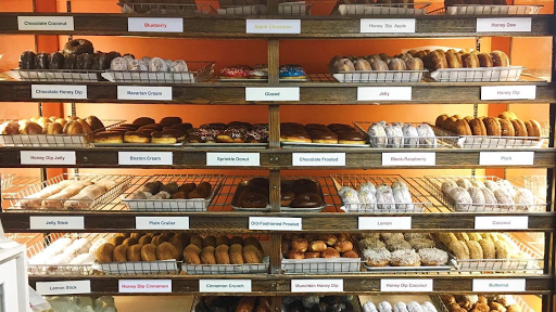 Donut King, 411 Middle St, Weymouth, MA 02189, USA, 