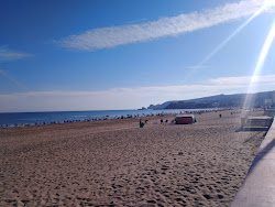 Plage de Marsa Ben Mhidi'in fotoğrafı - rahatlamayı sevenler arasında popüler bir yer