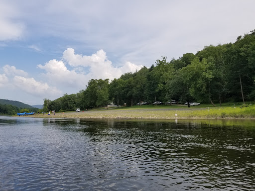 Canoe & Kayak Tour Agency «Kittatinny Canoes», reviews and photos, 1147 Delaware Dr, Matamoras, PA 18336, USA