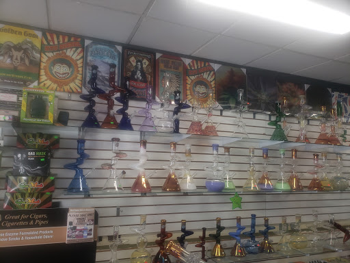 Tobacco Shop «Toke Up Smoke Shop», reviews and photos, 1720 W Southern Ave, Mesa, AZ 85202, USA