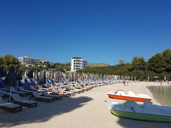 Plazhi Paradise