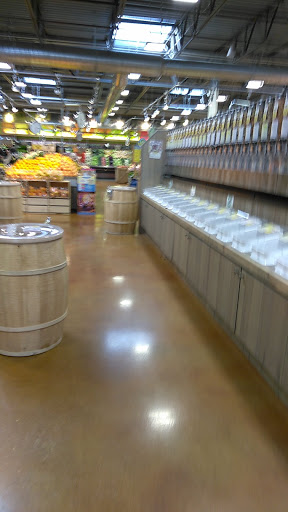 Grocery Store «Fresh Thyme Farmers Market - Kenosha», reviews and photos, 7100 Green Bay Rd, Kenosha, WI 53142, USA