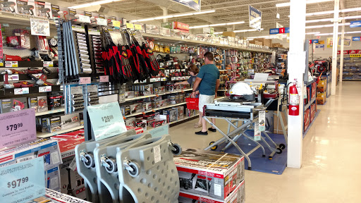 Tool Store «Harbor Freight Tools», reviews and photos, 7816 Connector Dr, Florence, KY 41042, USA