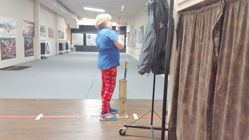 Sporting Goods Store «Cutting Edge Sporting Goods-In», reviews and photos, 206 W Main St, Greensburg, IN 47240, USA