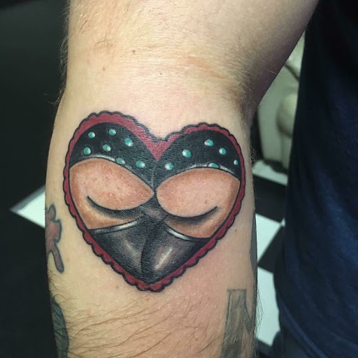 Tattoo and Piercing Shop «7 Kingdoms Tattoo Studio LLC», reviews and photos, 1 Youngs Mill Rd, LaGrange, GA 30241, USA