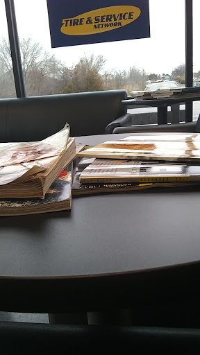 Tire Shop «JBC Tire Complete Auto Care», reviews and photos, 1019 E Republic Rd, Springfield, MO 65807, USA
